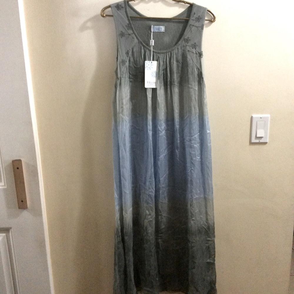 NWT Italy 🇮🇹 Elissia Europe silk ombré dress
